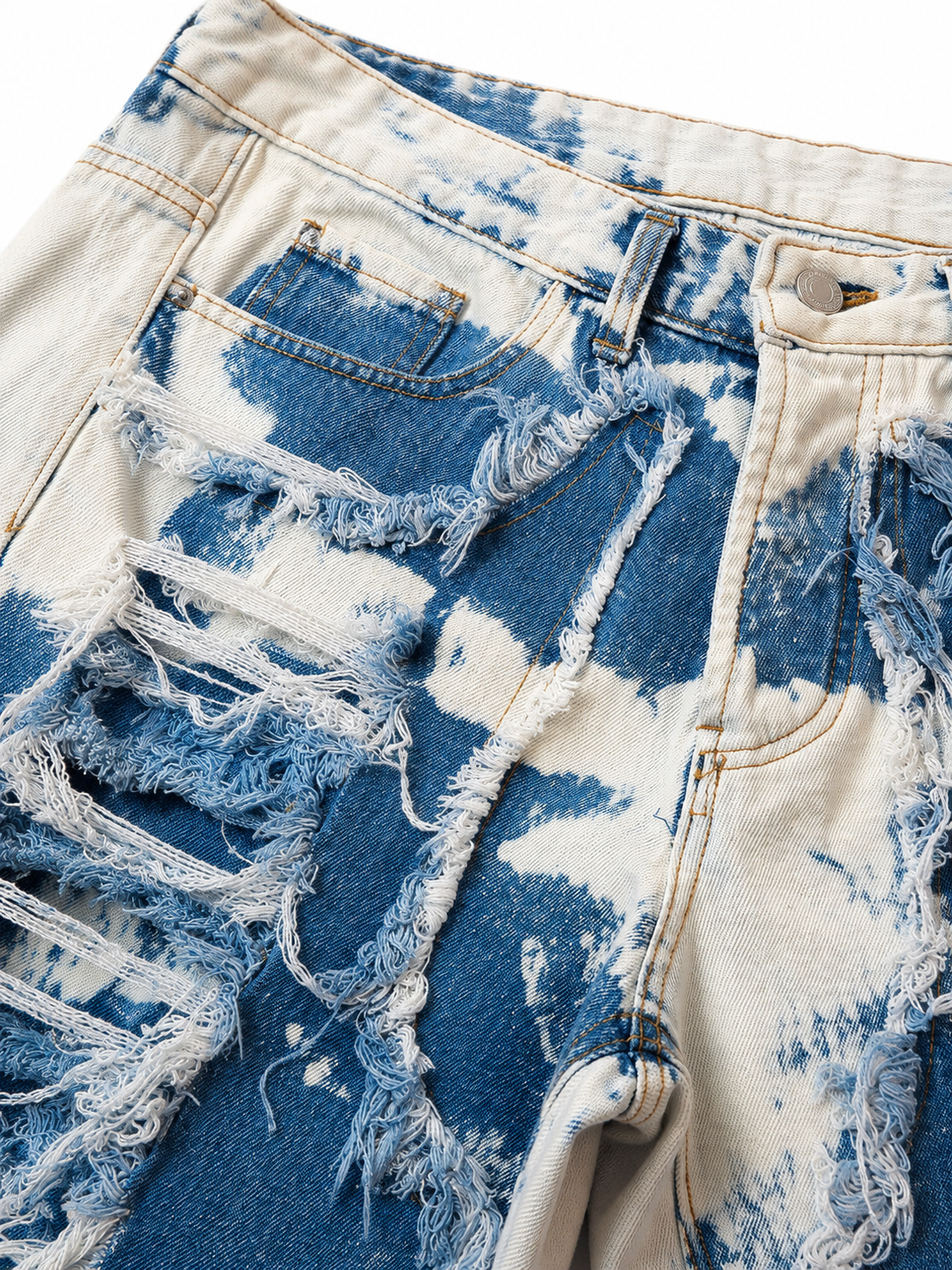 RIPPED JEANS