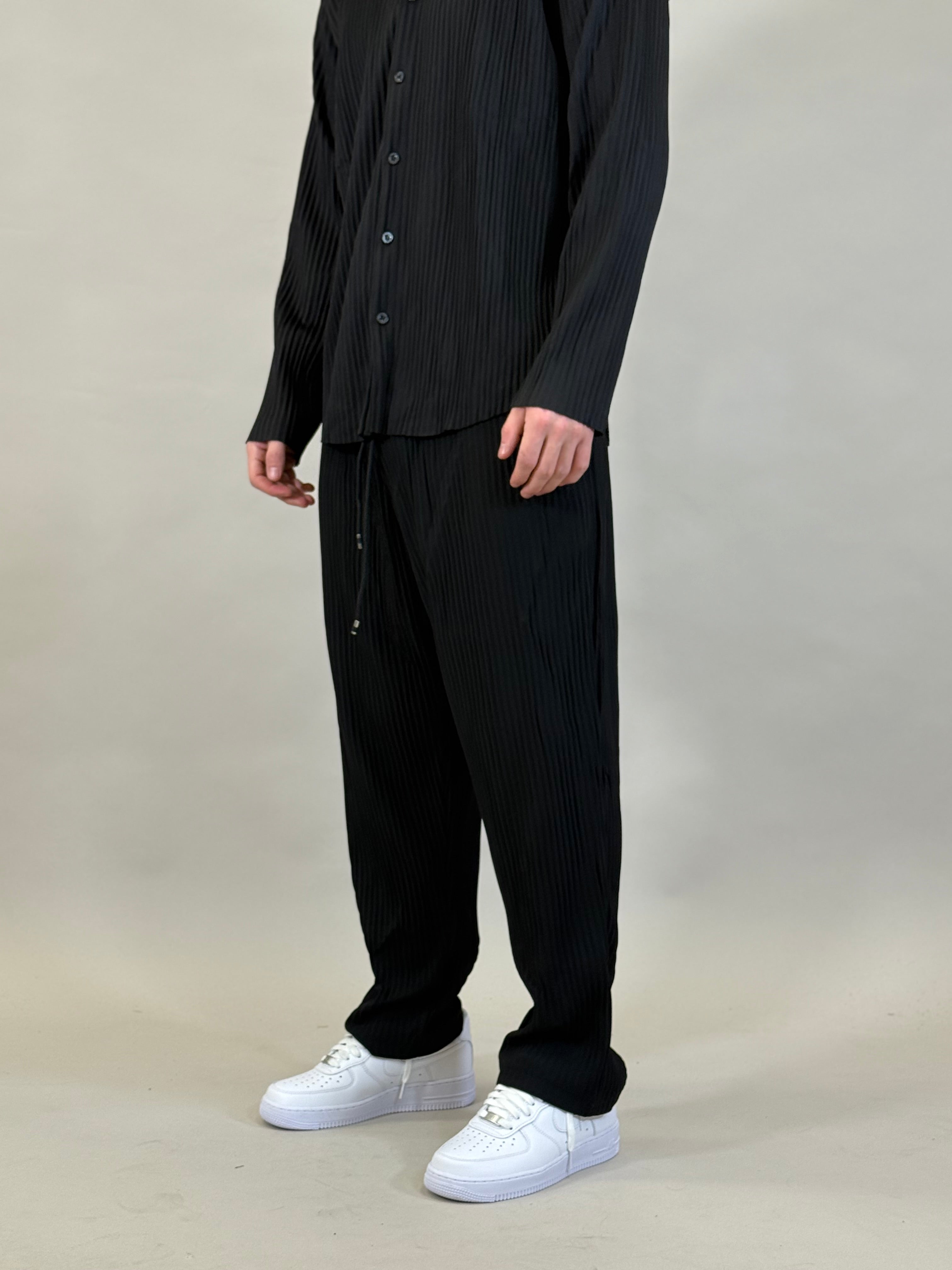 COMPLETO PLISSÈ NERO