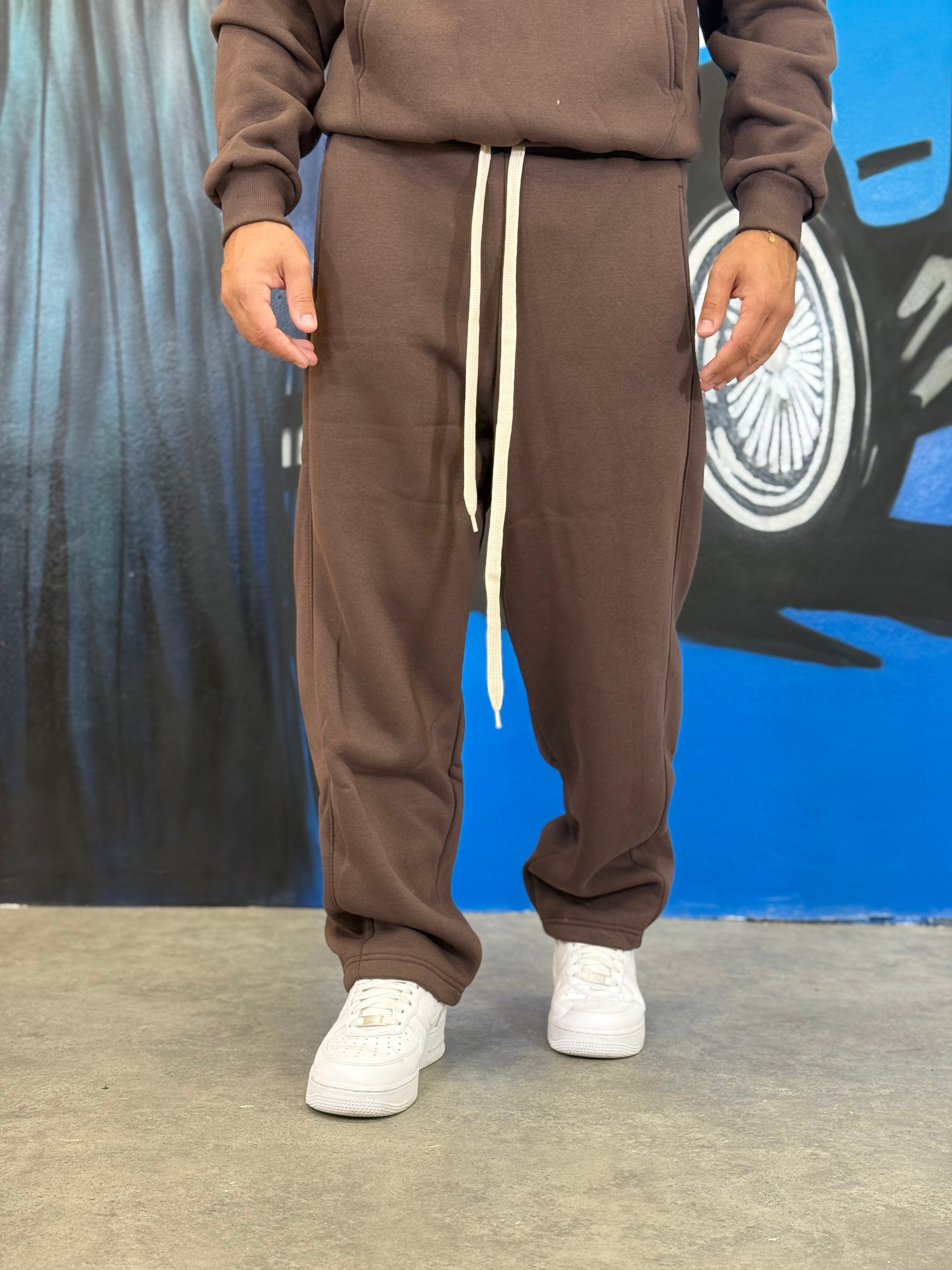 TUTA BOXY FIT MARRONE