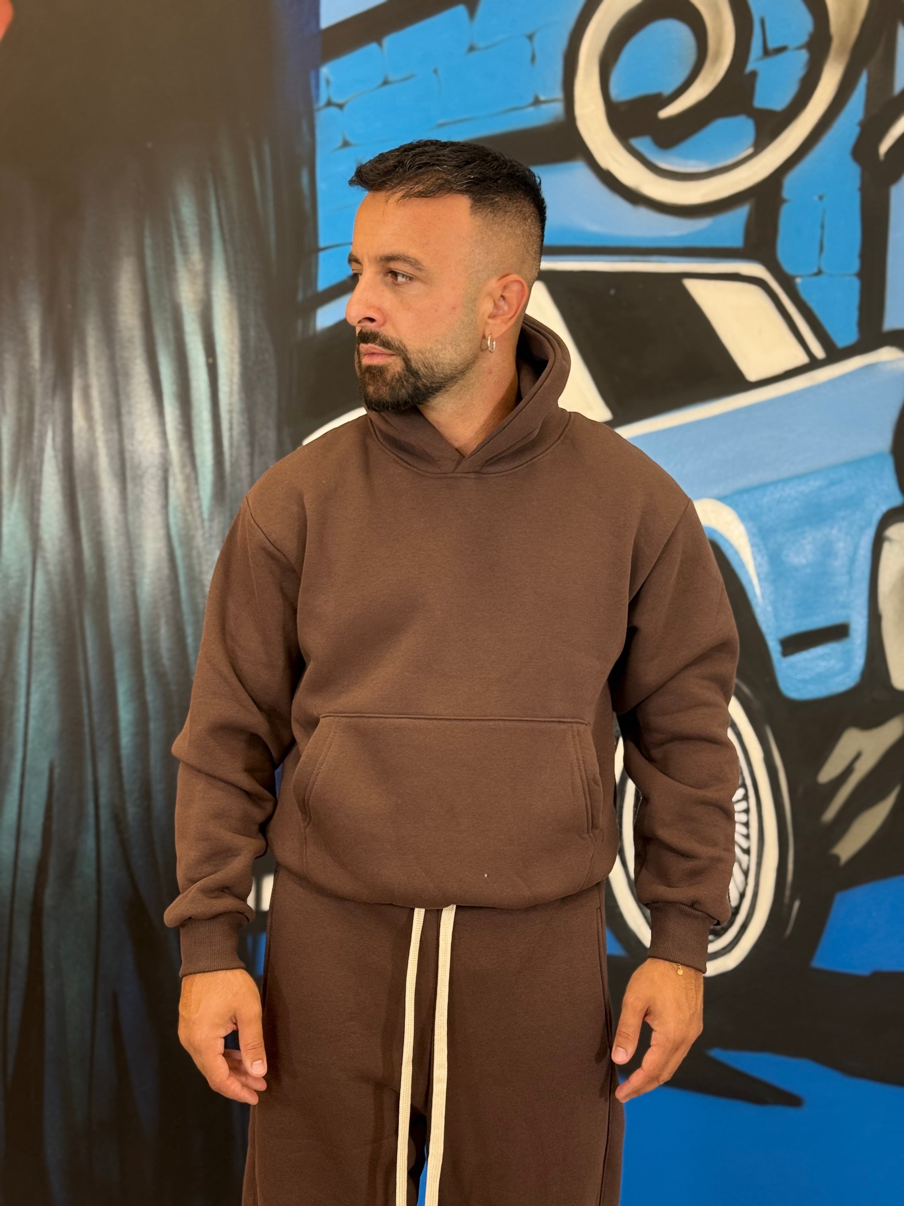 TUTA BOXY FIT MARRONE